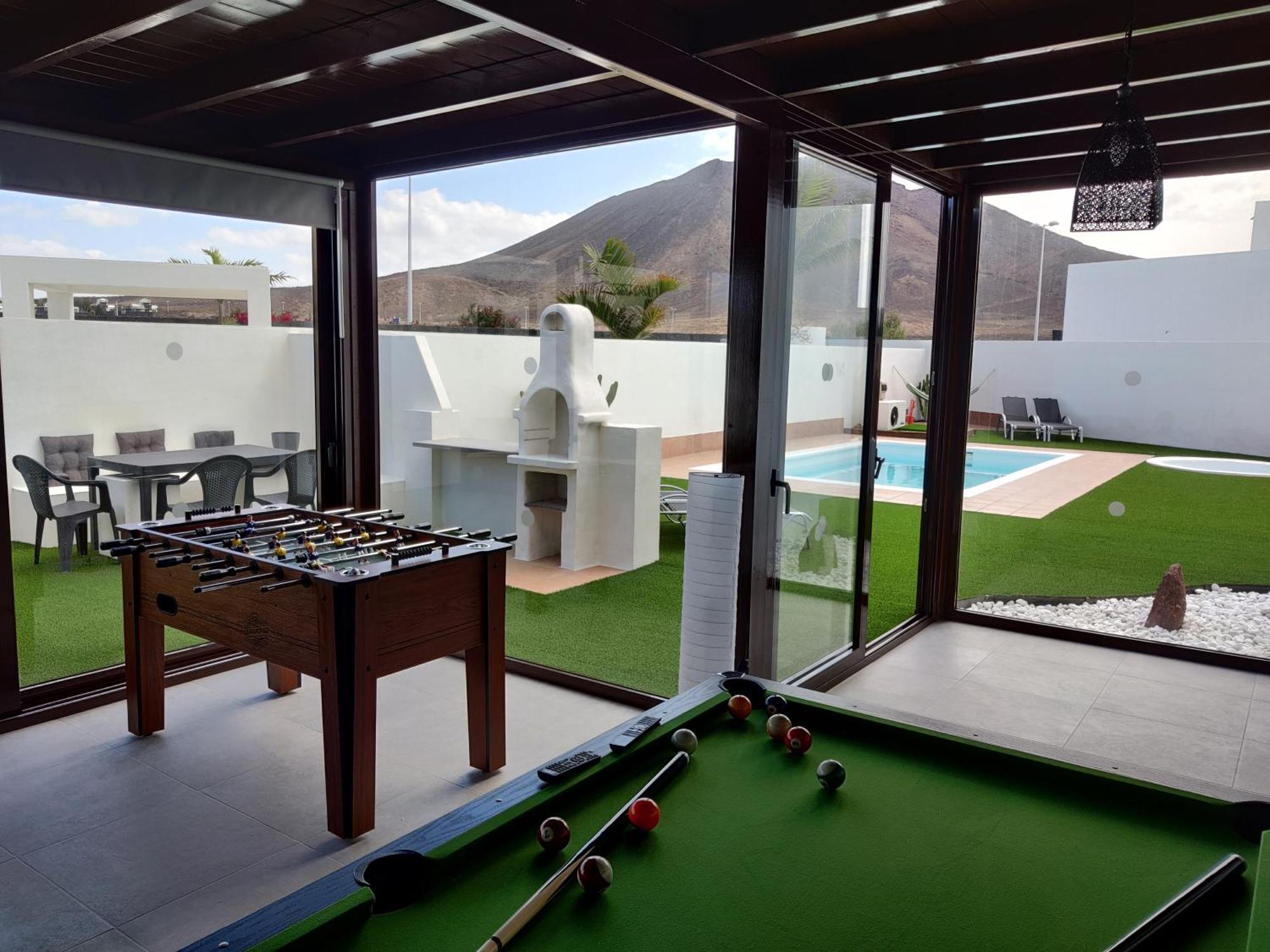 Villa Lanzarote Deluxe & Spa Pool 普拉亚布兰卡 外观 照片