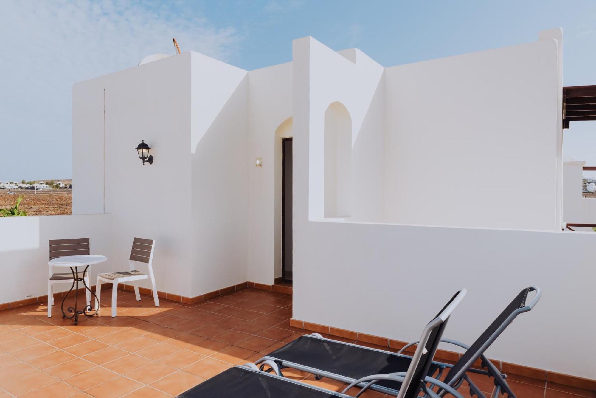 Villa Lanzarote Deluxe & Spa Pool 普拉亚布兰卡 外观 照片