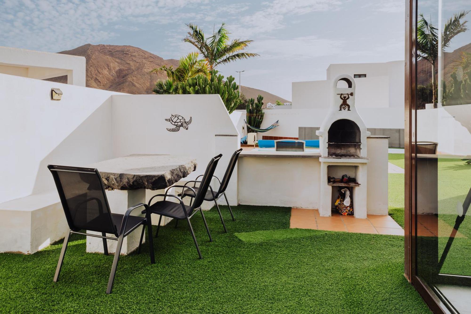 Villa Lanzarote Deluxe & Spa Pool 普拉亚布兰卡 外观 照片